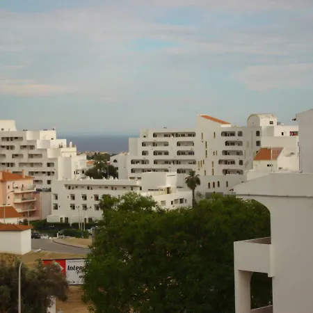 T1 A 1 Km Oura Street Albufeira